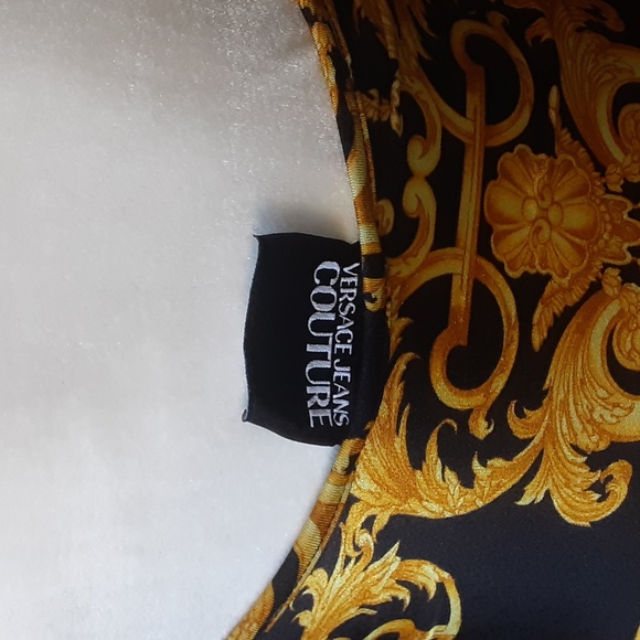 Versace - Picture 5 of 10